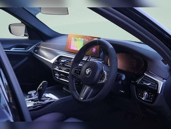 Used BMW 5 Series 2021 for sale - 77368982: Photo