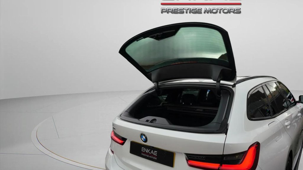 Used BMW 3 Series 2021 for sale - 76334025: Photo 17