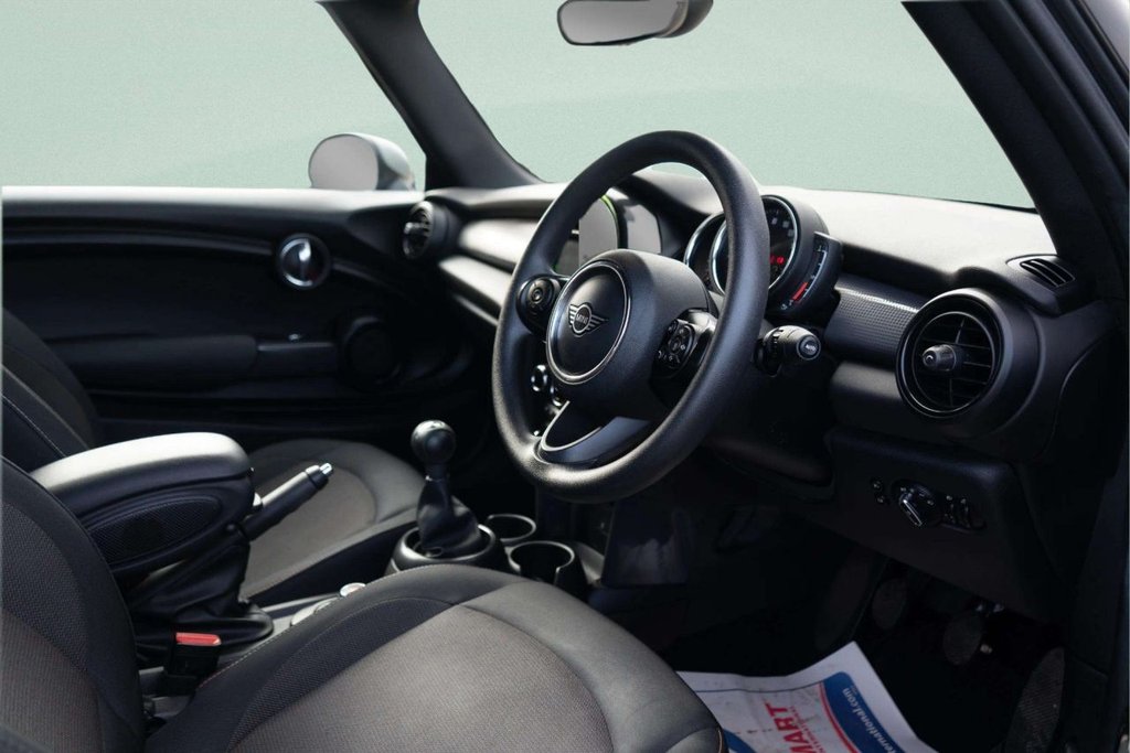 Used MINI Convertible 2019 for sale - 77666900: Photo 16