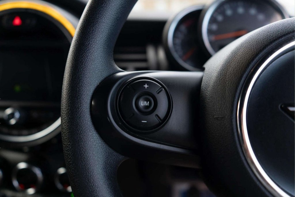 Used MINI Convertible 2019 for sale - 77666900: Photo 18