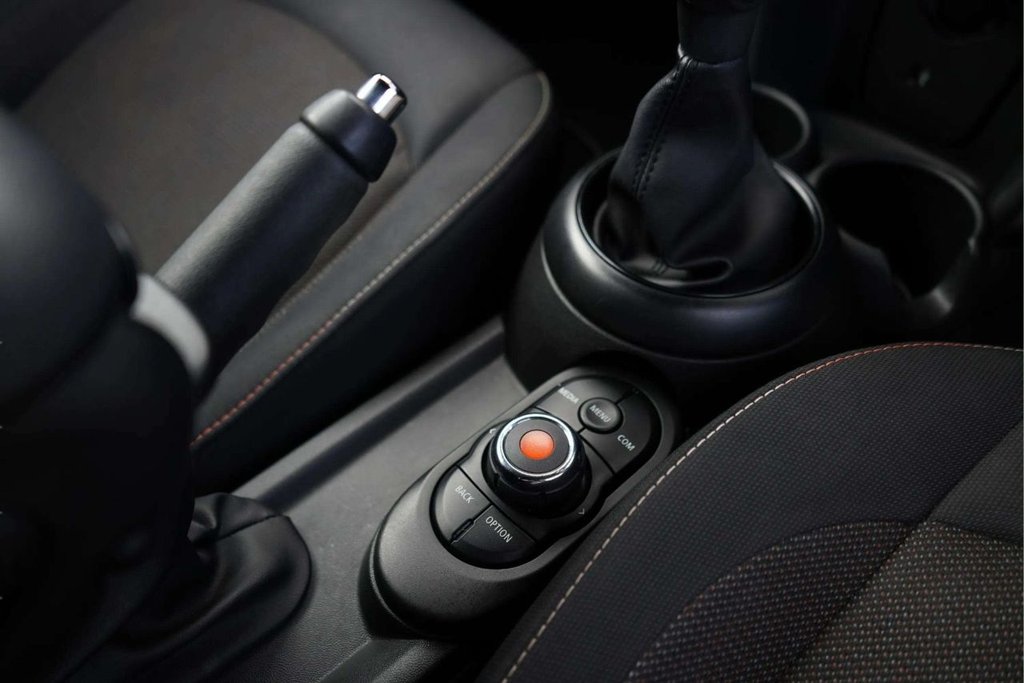 Used MINI Convertible 2019 for sale - 77666900: Photo 25