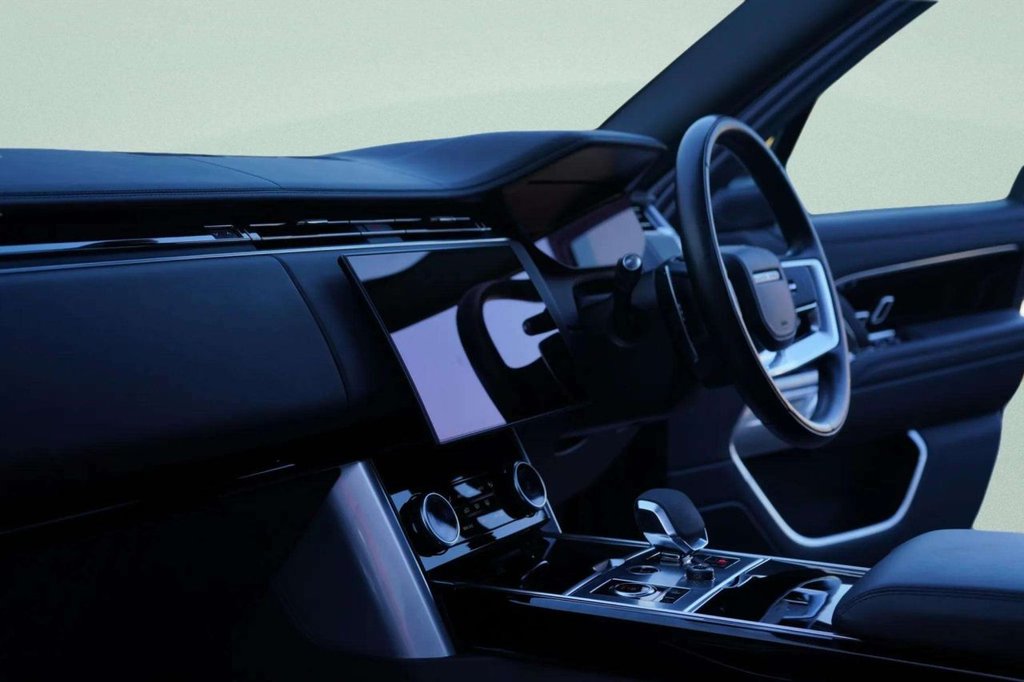 Used Land Rover Range Rover 2023 for sale - 76826537: Photo 2