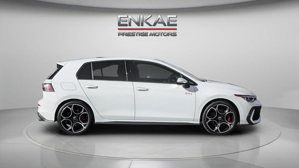 Used Volkswagen Golf 2024 for sale - 75998796: Photo 2