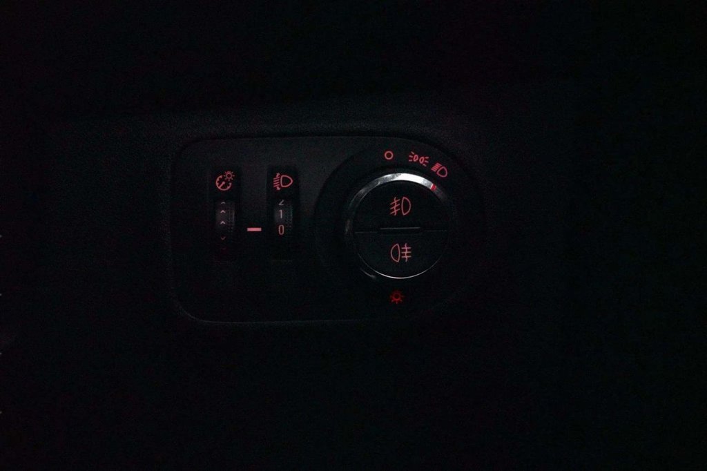 Used Vauxhall Corsa 2015 for sale - 77287744: Photo 22