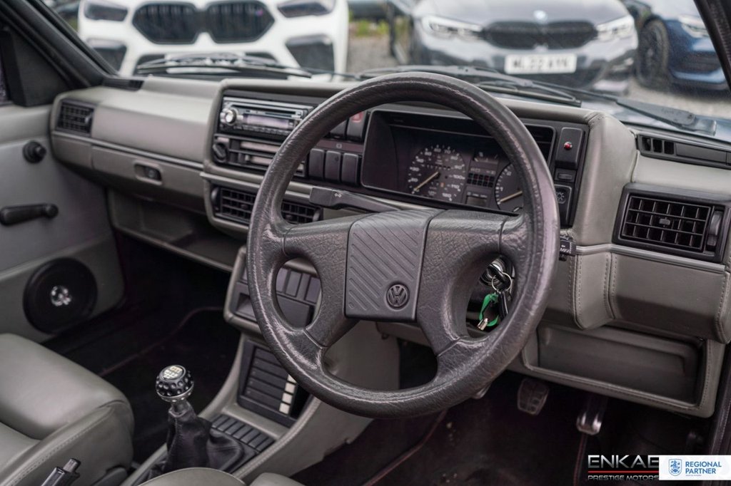 Used Volkswagen Golf 1989 for sale - 77018123: Photo 2