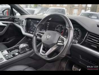 Used Volkswagen Touareg 2021 for sale - 74885180: Photo