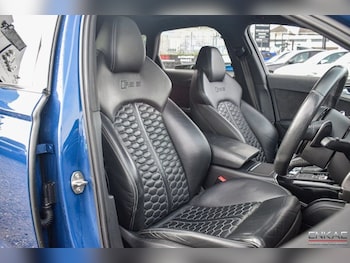 Used Audi RS6 Avant 2017 for sale - 75642096: Photo