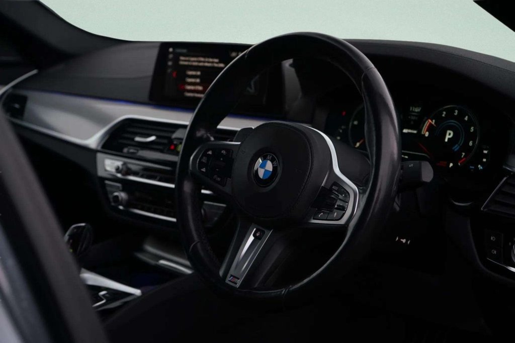 Used BMW 5 Series 2019 for sale - 77301883: Photo 2