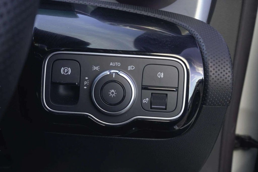 Used Mercedes-Benz CLA 2023 for sale - 76632485: Photo 19