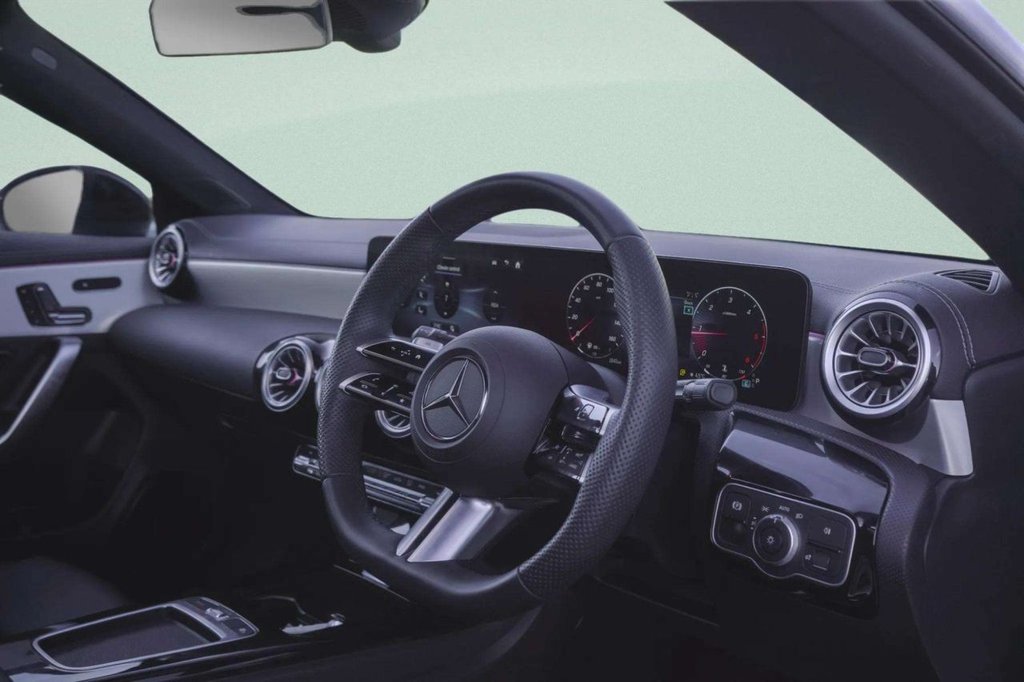 Used Mercedes-Benz CLA 2023 for sale - 76632485: Photo 3