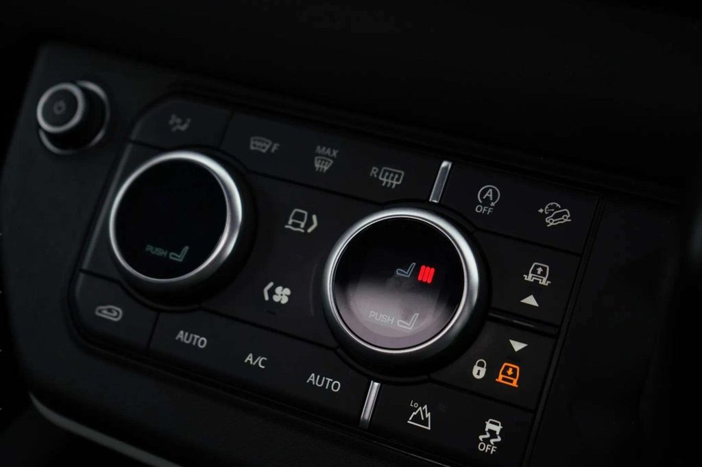 Used Land Rover Defender 2020 for sale - 77212846: Photo 21