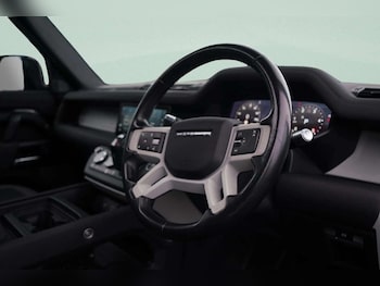 Used Land Rover Defender 2020 for sale - 77212846: Photo