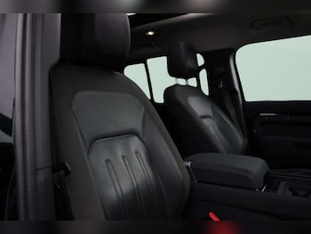 Used Land Rover Defender 2020 for sale - 77212846: Photo