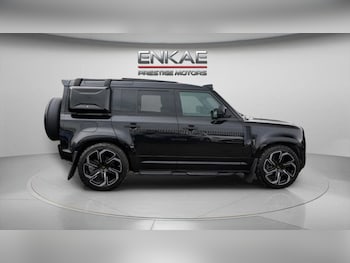 Used Land Rover Defender 2020 for sale - 77212846: Photo