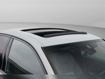 Used BMW 3 Series 2023 for sale - 77027477: Photo