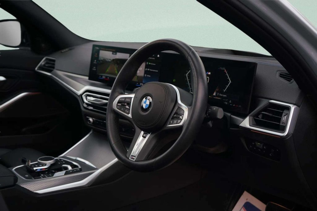 Used BMW 3 Series 2023 for sale - 77027477: Photo 3