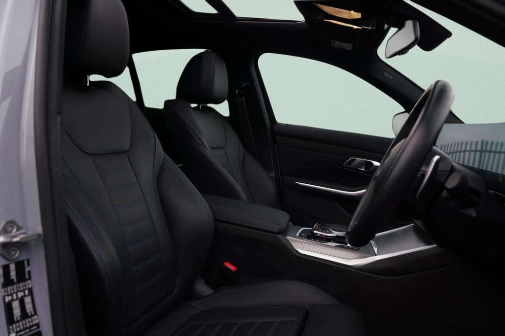 Used BMW 3 Series 2023 for sale - 77027477: Photo 4