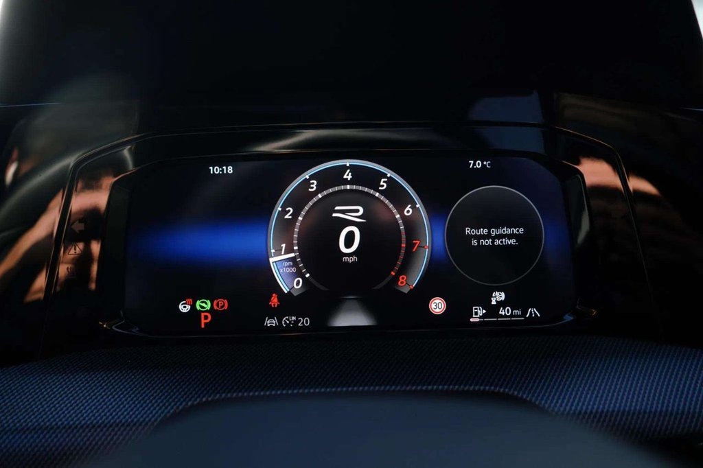Used Volkswagen Golf 2025 for sale - 76375983: Photo 30