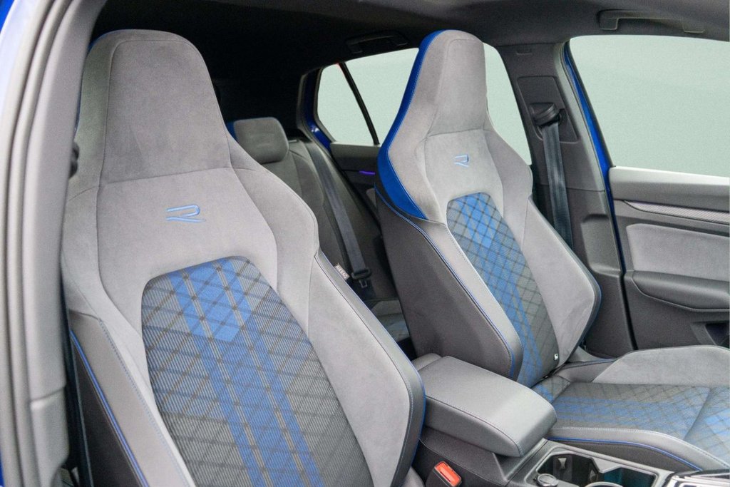 Used Volkswagen Golf 2023 for sale - 77806688: Photo 31