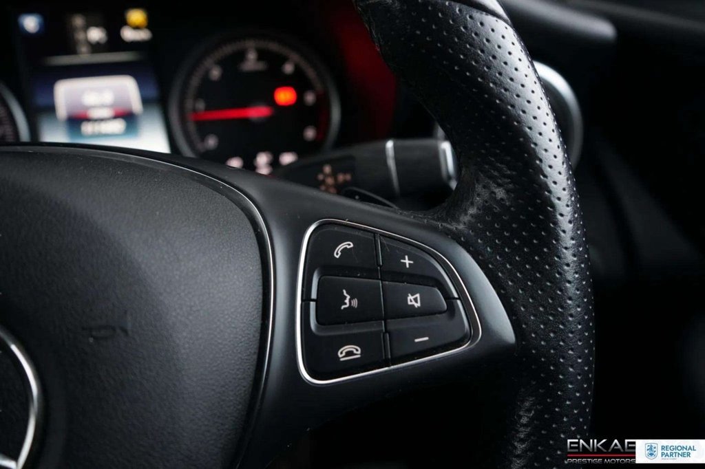 Used Mercedes-Benz GLC 2019 for sale - 77608515: Photo 12