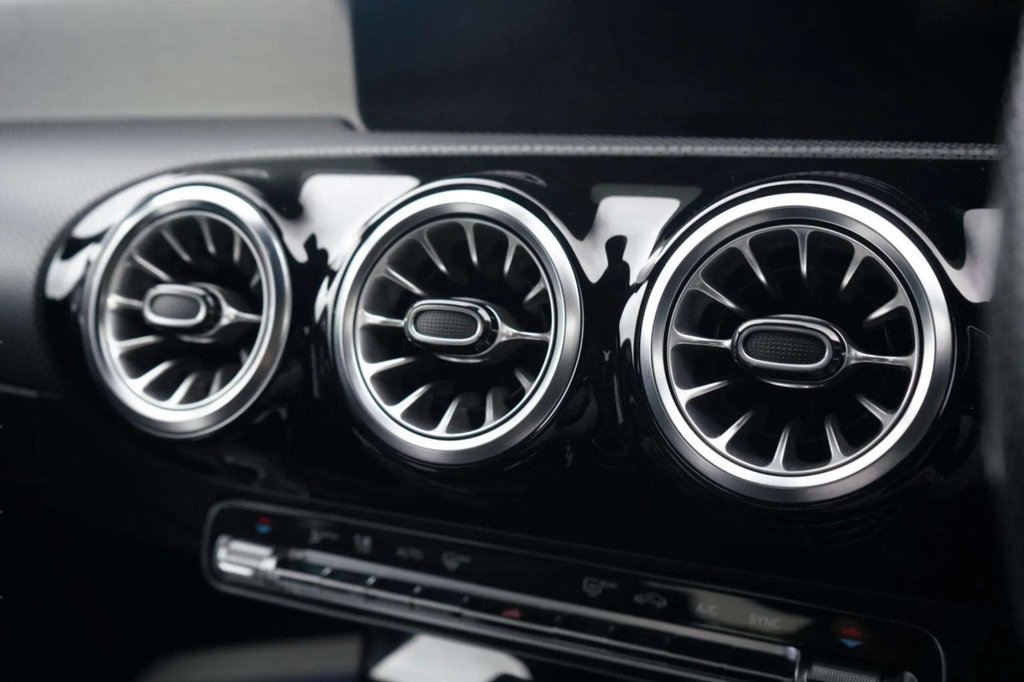 Used Mercedes-Benz CLA 2023 for sale - 76617612: Photo 21