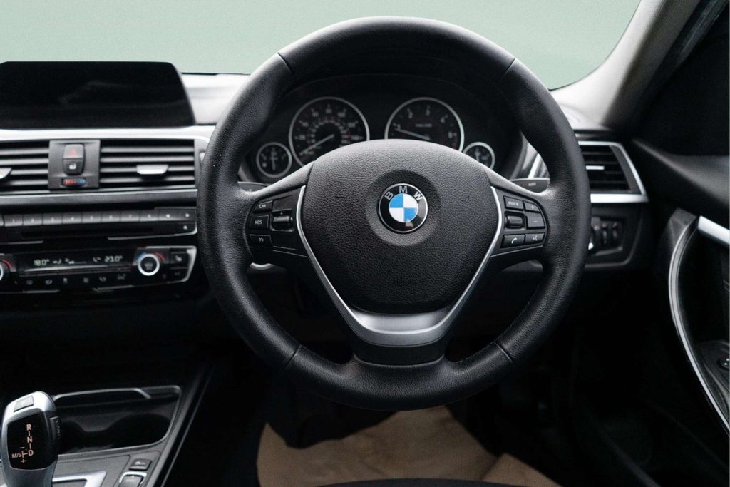 Used BMW 3 Series 2018 for sale - 77780041: Photo 16