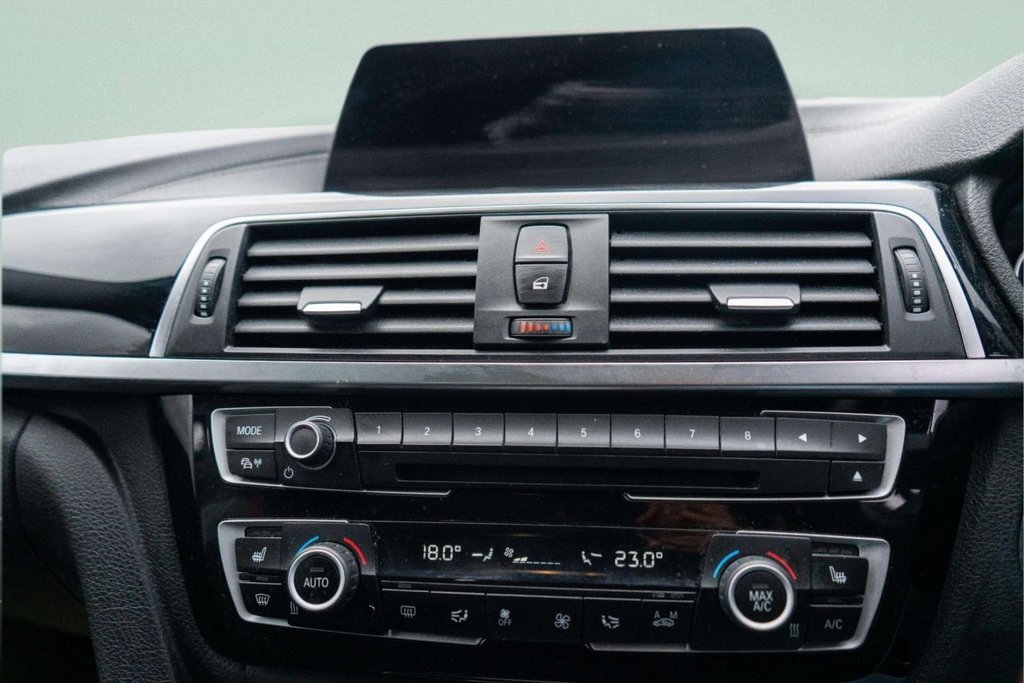 Used BMW 3 Series 2018 for sale - 77780041: Photo 23