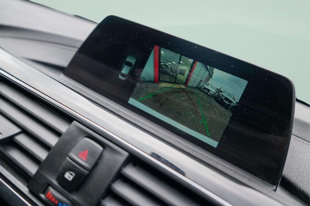 Used BMW 3 Series 2018 for sale - 77780041: Photo 24