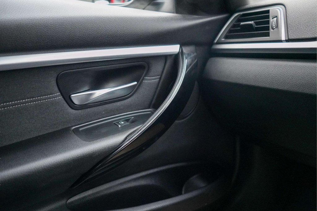 Used BMW 3 Series 2018 for sale - 77780041: Photo 29