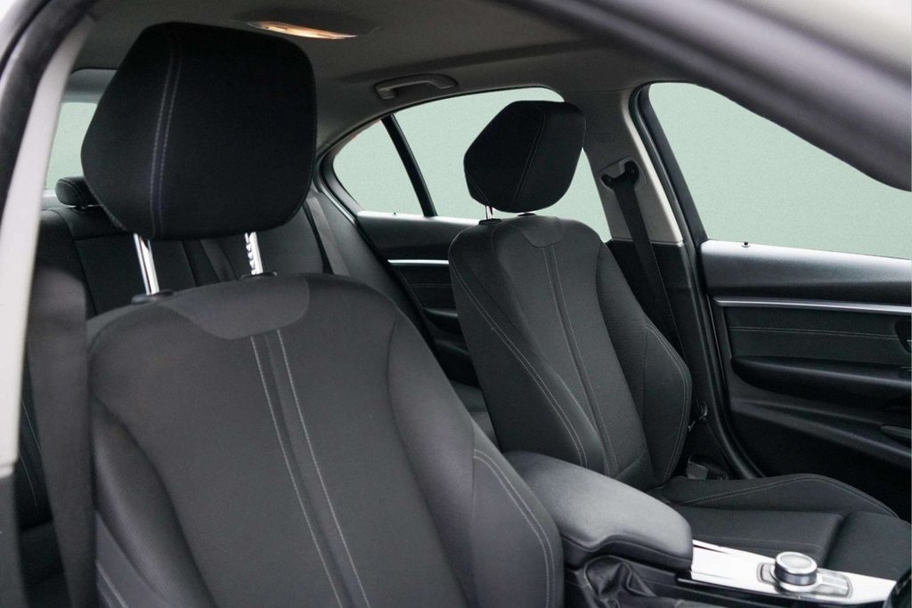 Used BMW 3 Series 2018 for sale - 77780041: Photo 30