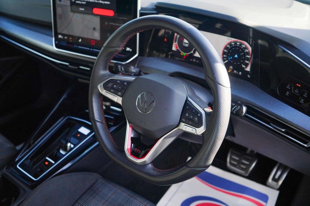 Used Volkswagen Golf 2024 for sale - 76334036: Photo 2