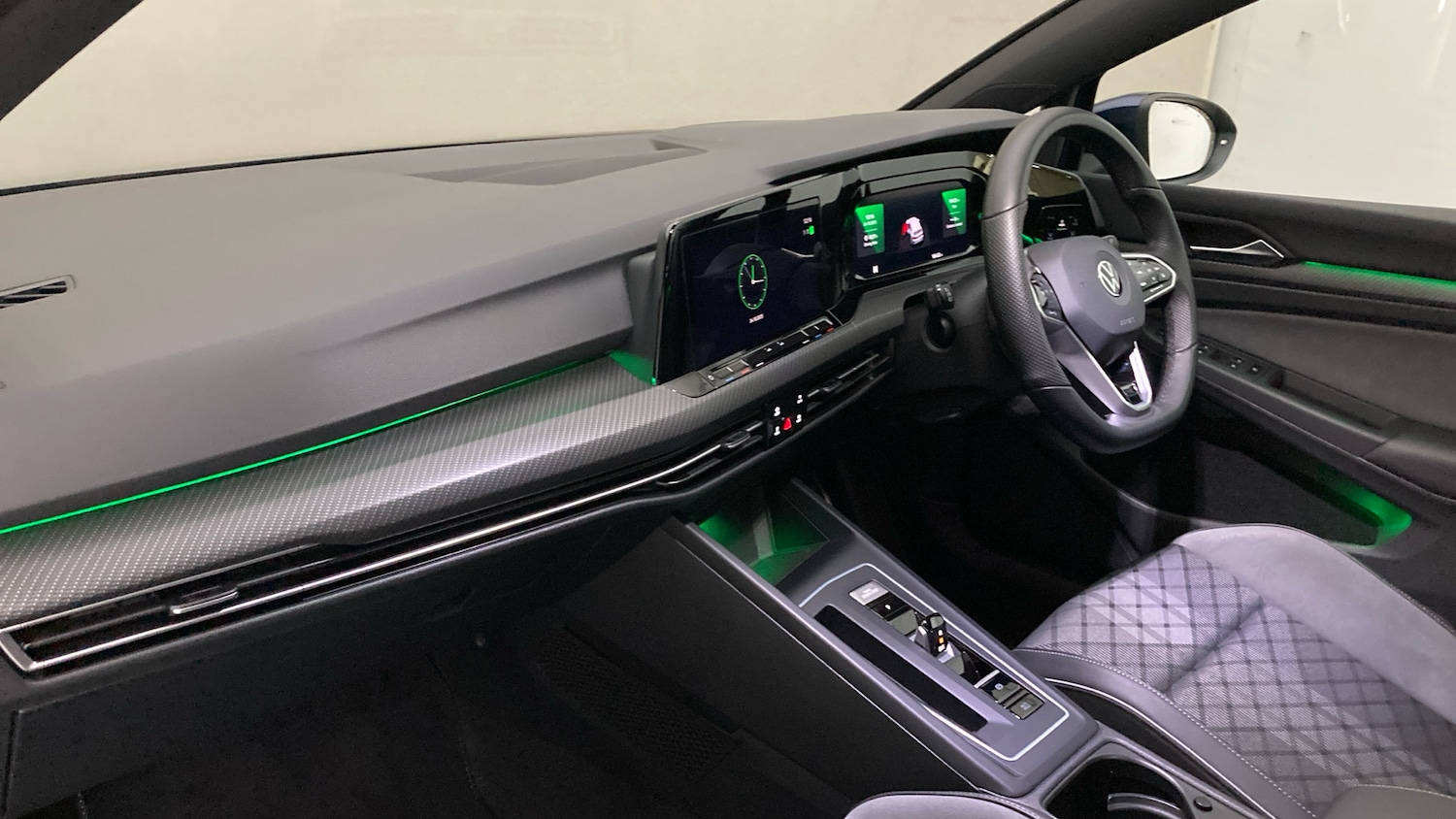 Used Volkswagen Golf 2022 for sale - 76405176: Photo 2