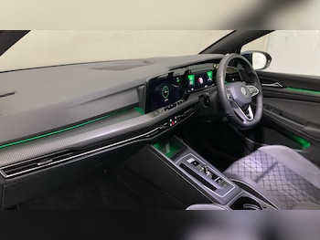 Used Volkswagen Golf 2022 for sale - 76405176: Photo