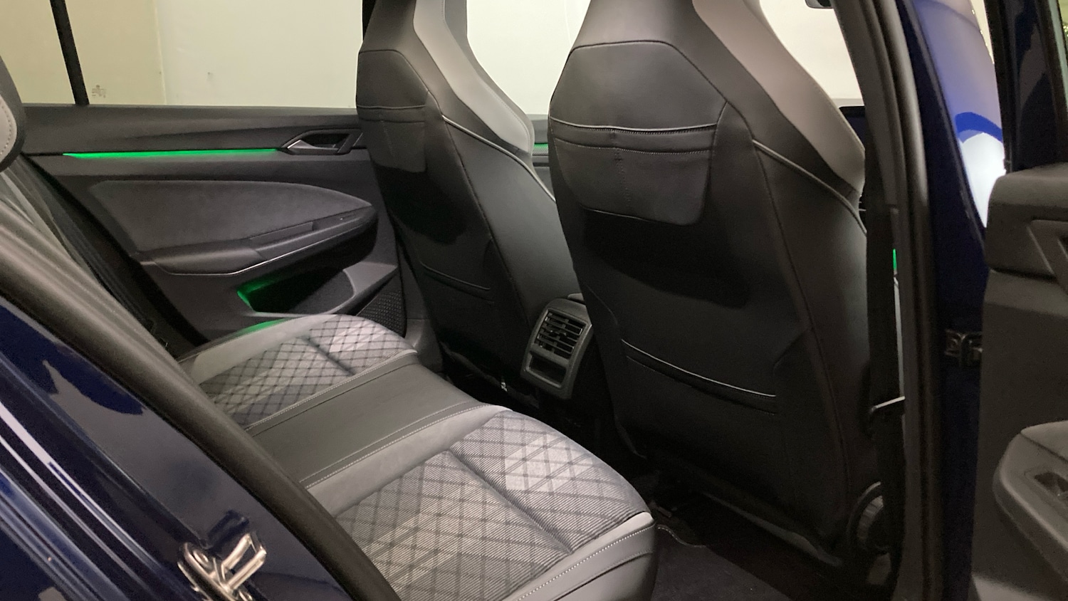 Used Volkswagen Golf 2022 for sale - 76405176: Photo 35