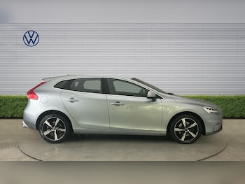 Used Volvo V40 2018 for sale - 78414587: Photo