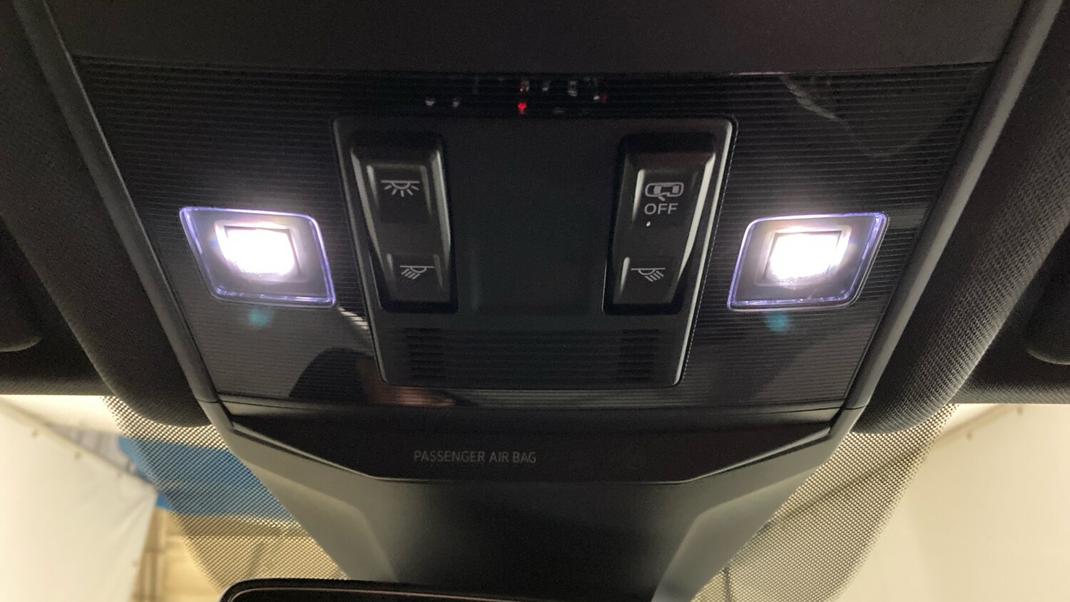 Used Volkswagen T-Roc 2025 for sale - 77431590: Photo 29