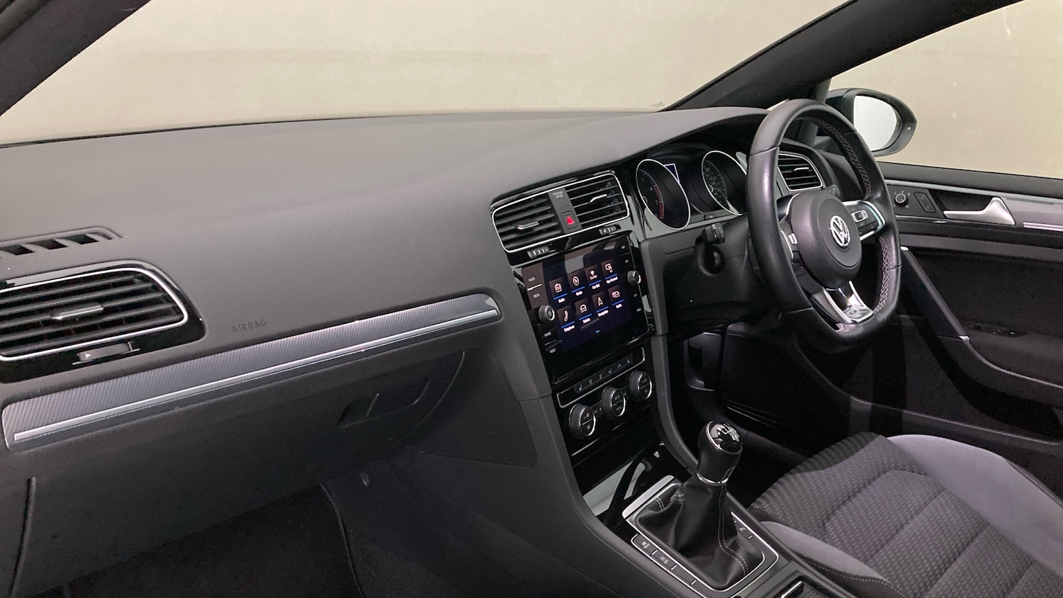 Used Volkswagen Golf 2020 for sale - 77516306: Photo 2