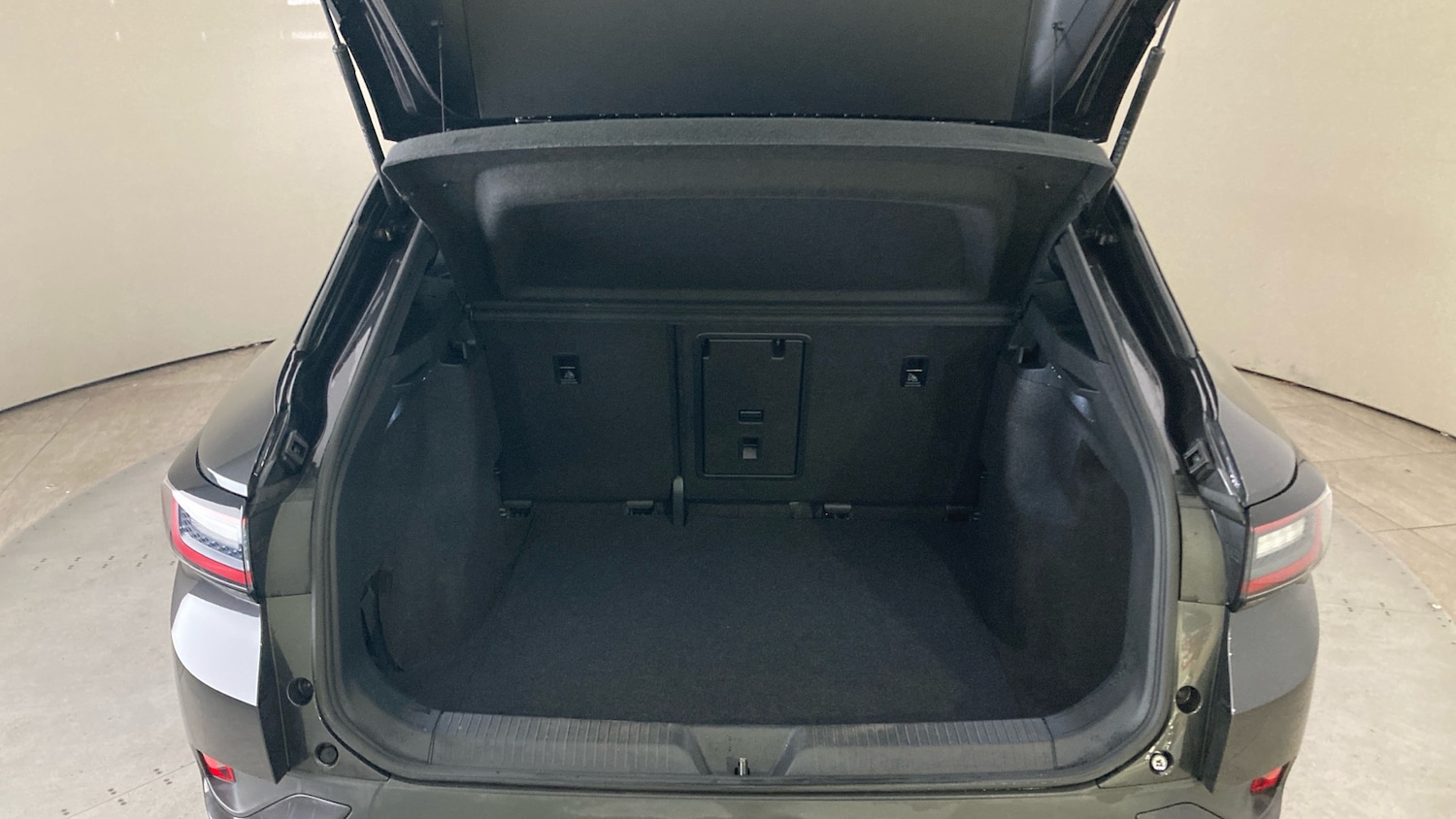 Used Volkswagen ID.4 2022 for sale - 76603255: Photo 20