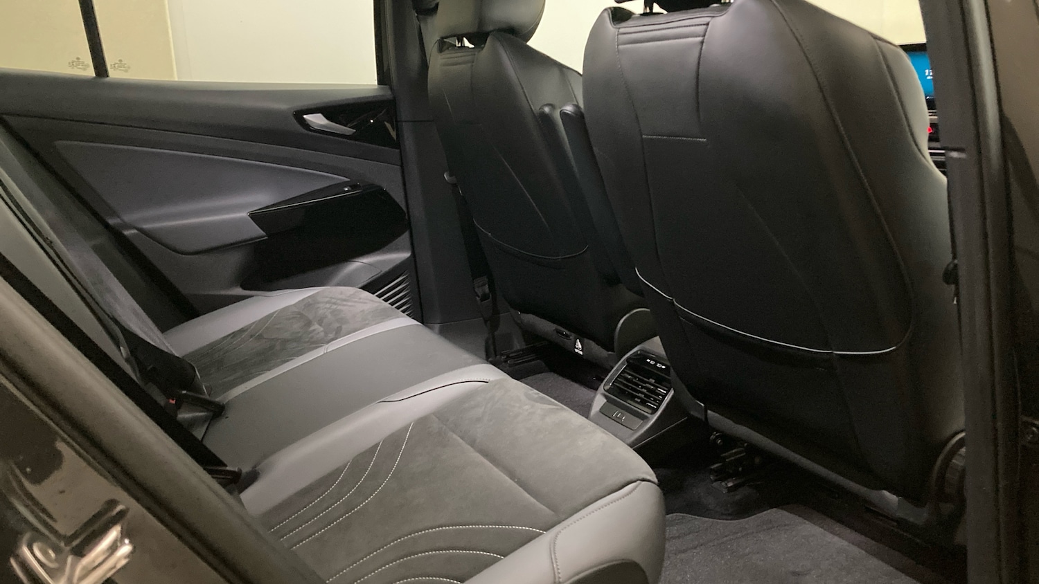 Used Volkswagen ID.4 2022 for sale - 76603255: Photo 29