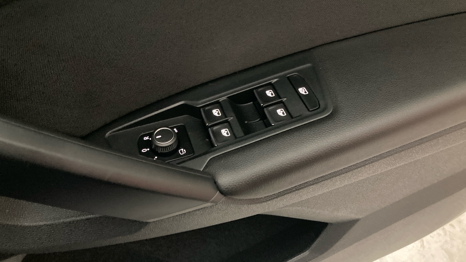 Used Volkswagen Tiguan 2021 for sale - 76430724: Photo 32