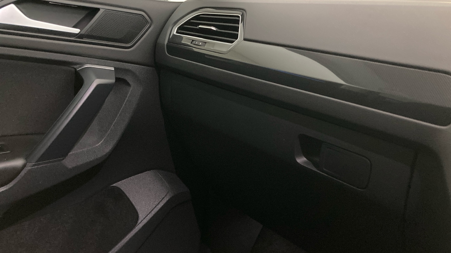 Used Volkswagen Tiguan 2021 for sale - 76430724: Photo 36