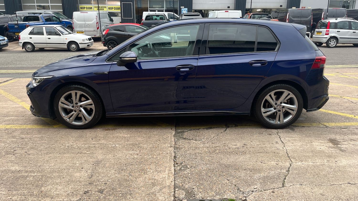 Used Volkswagen Golf 2021 for sale - 76504811: Photo 36