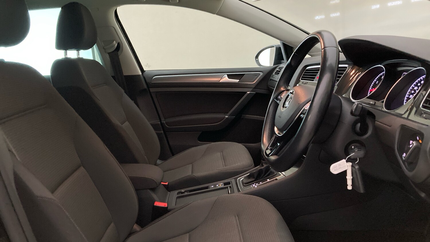 Used Volkswagen Golf 2020 for sale - 77996925: Photo 15