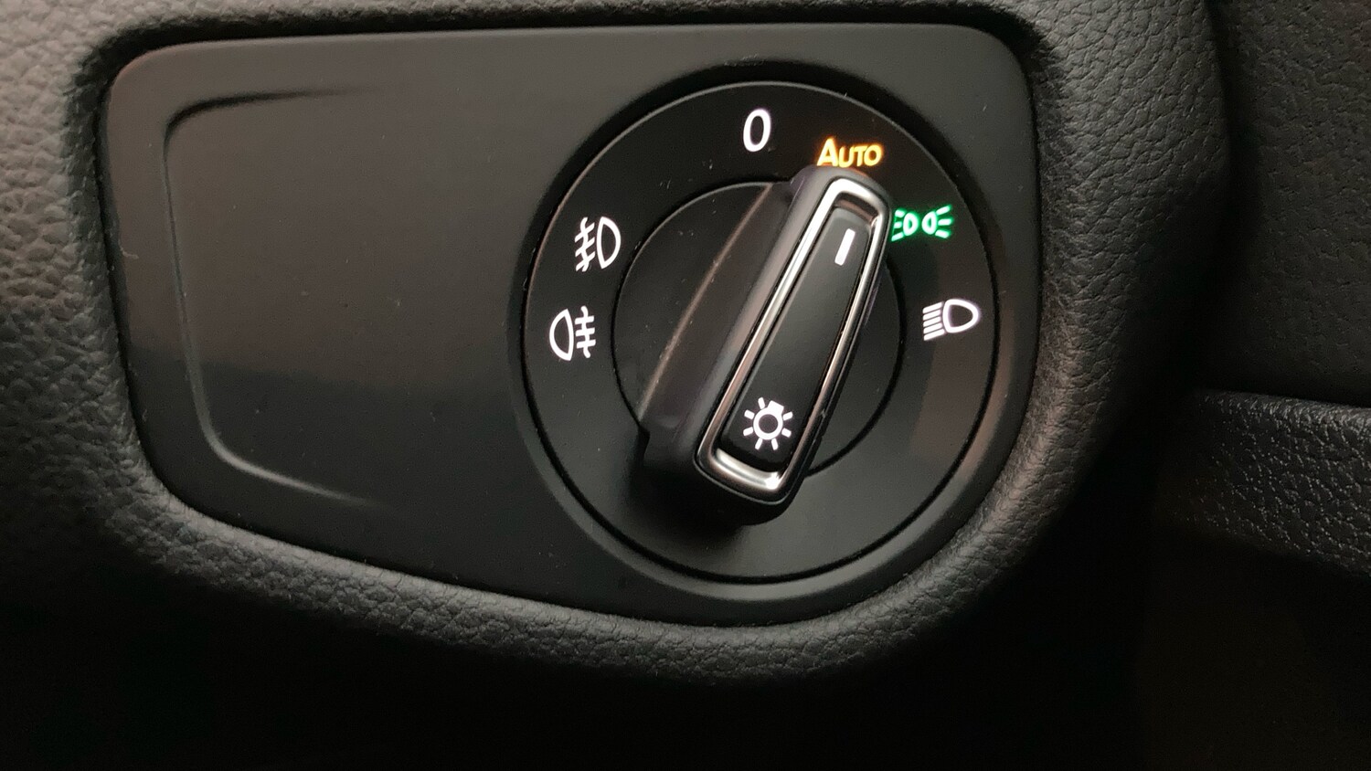 Used Volkswagen Golf 2020 for sale - 77996925: Photo 28