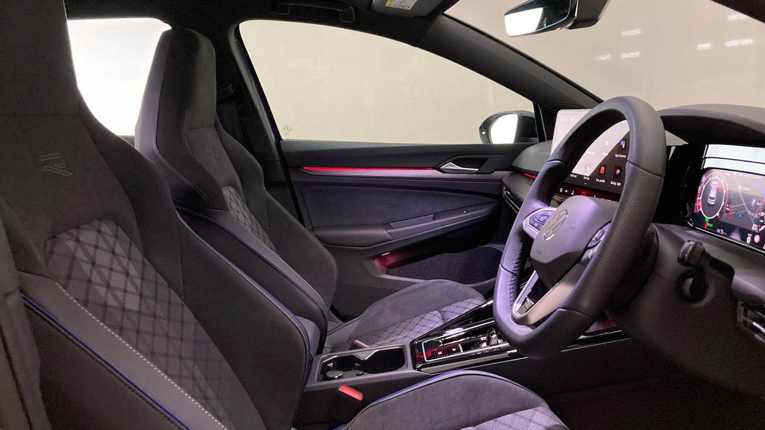 Used Volkswagen Golf 2025 for sale - 77900876: Photo 15