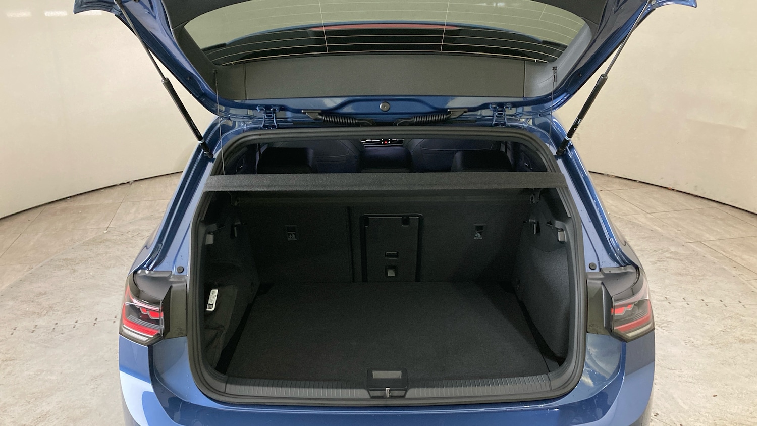 Used Volkswagen Golf 2025 for sale - 77900876: Photo 20