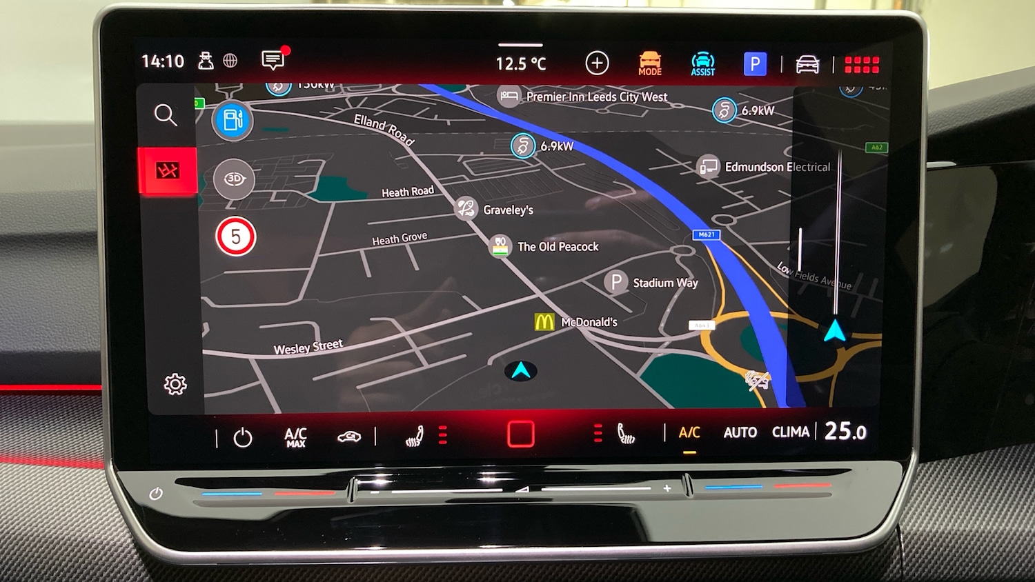 Used Volkswagen Golf 2025 for sale - 77900876: Photo 23