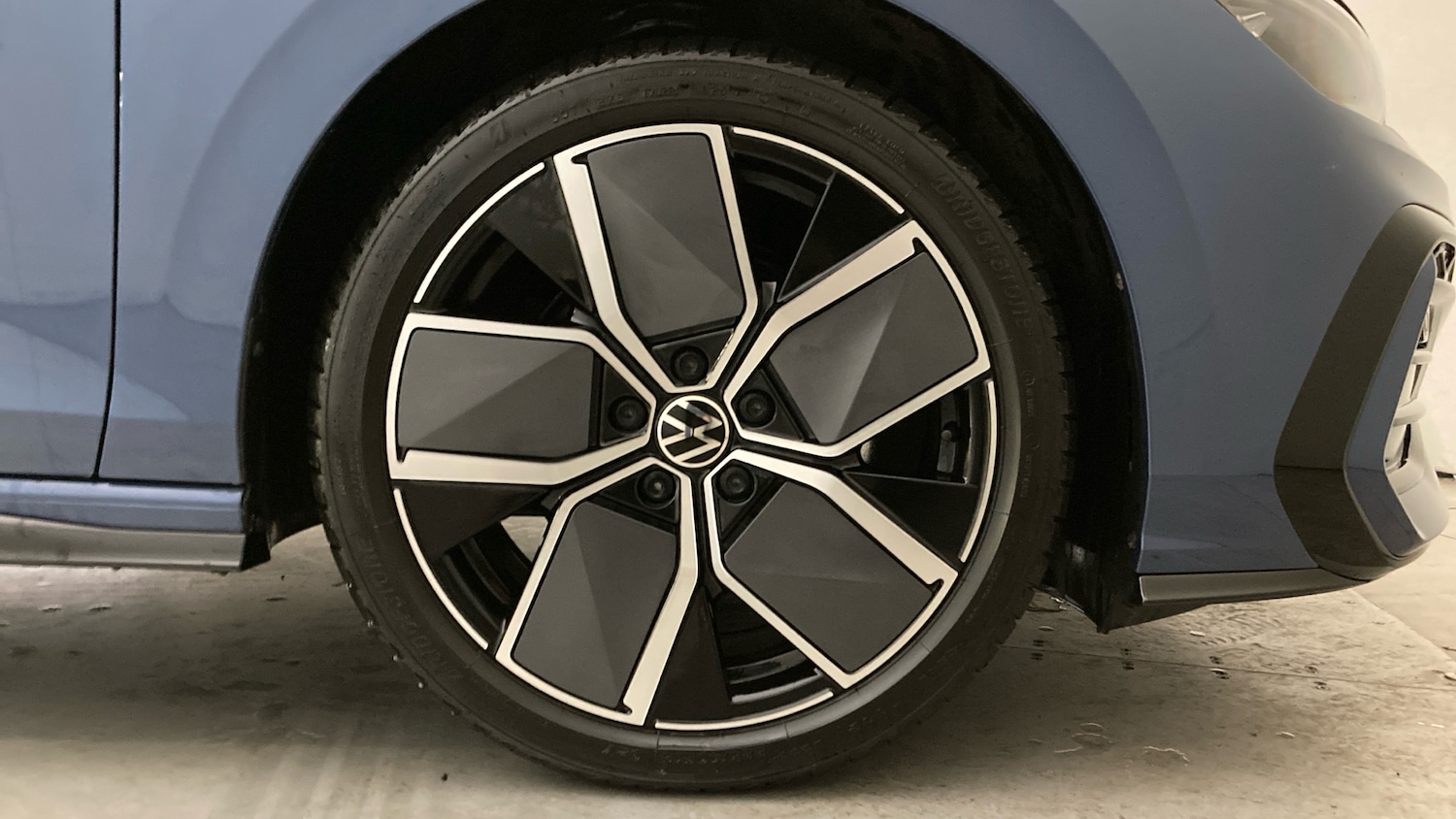 Used Volkswagen Golf 2025 for sale - 77900876: Photo 5