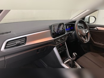 Used Volkswagen T-Roc 2022 for sale - 75504646: Photo