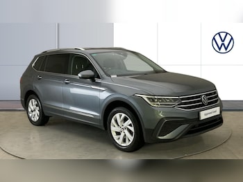 2022 (72) - 1.5 TSI Life 5dr DSG Petrol Estate